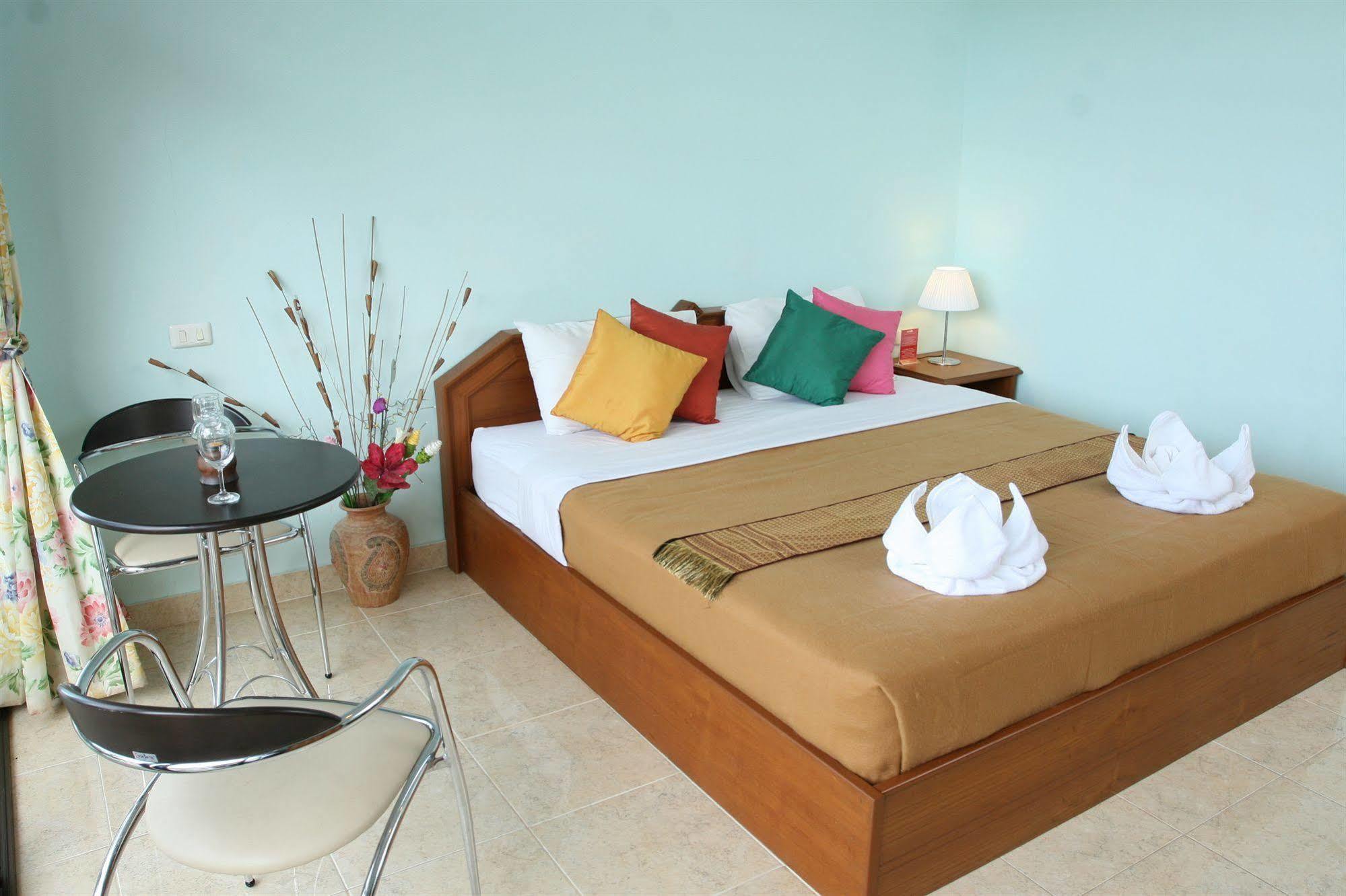 Hotel Bt Mansion Lamai Beach  Exterior foto